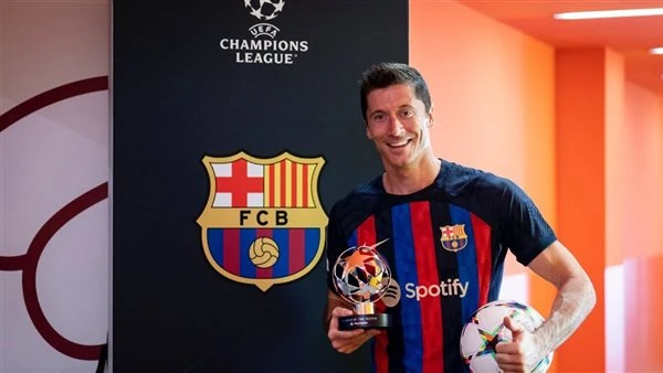 روبرت ليفاندوفسكي يعود لصفوف برشلونة قبل الموعد المتوقع بفضل تعافيه السريع