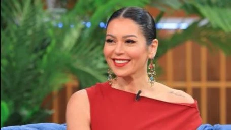 انتي رسالة لقاء الخميسي لمتابعيها