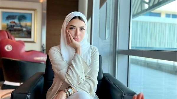 سارة سلامة تهنئ الجمهور بعيد الفطر بإطلالة أنيقة عبر إنستجرام