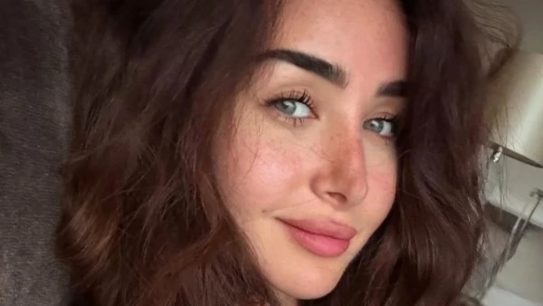 مع هنا الزاهد تسترجع ذكريات طريفة مع عائلتها من الطفولة | شاهد