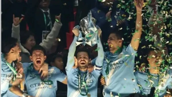 مانشستر سيتي يحسم كأس الرابطة بثنائية أورايلي.. وبرناردو سيلفا: استغللنا إرهاق أرسنال