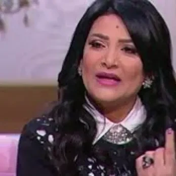 ربنا يرحمهم من لسانك | بدرية طلبة تعلق على سيدة التريند بعد فيديو الدعاء الصادم