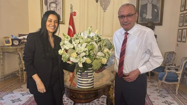 المخرجة بتول عرفة تستعد لتصوير سلسلة كليبات في تركيا وتشيد بتعاون السفارة التركية بالقاهرة