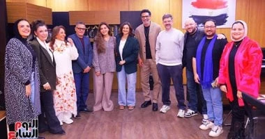 نجوم وصناع مسلسل توابع في زيارة لـ " " قبل ندوة تكريمهم