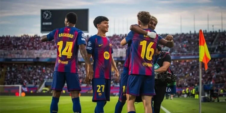 عودة ليفاندوفسكي لقائمة برشلونة أمام أتلتيكو بيلباو في الدوري الإسباني