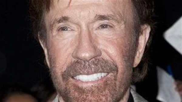 أحد أساطير هوليوود. سبب وفاة الفنان العالمي تشاك نوريس