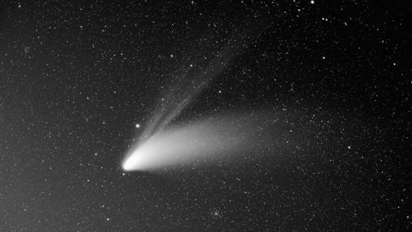 اكتشاف مذنب غني بالكحول يثير دهشة العلماء