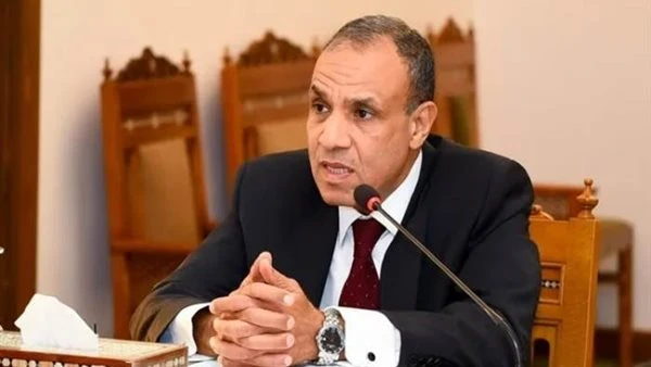 وزير الخارجية يطمئن على أوضاع الجاليات المصرية فى دول الخليج العربى والأردن الشقيقة