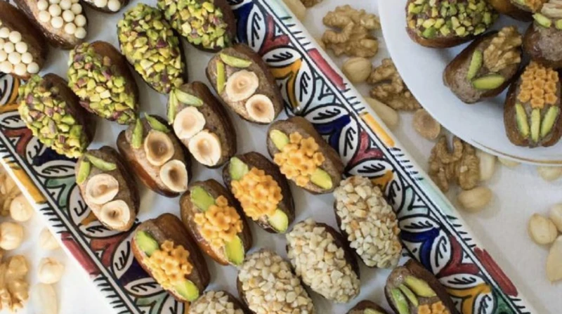 للأمهات العاملات. 3 أنواع حلويات فاخرة للعيد تُحضر في 10 دقائق دون فرن