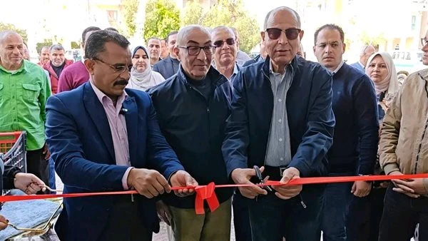 محافظ المنيا يفتتح فرع “أسواق الاتحاد” بالمنيا الجديدة لتوفير السلع بأسعار مخفضة