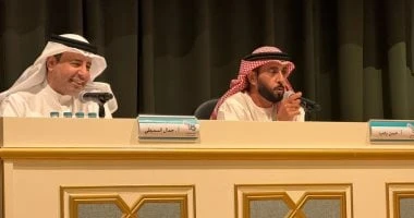 الإماراتى جمال الـسميطى يكشف بداياته خلال ندوة تكريمه بأيام الشارقة المسرحية