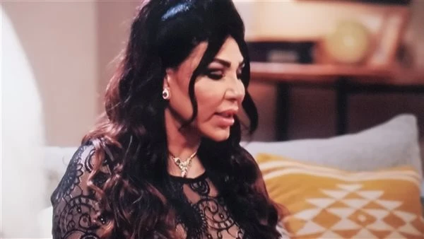 انفعال غادة إبراهيم في الكاميرا الخفية: هحدفكوا بحاجة في وشكوا