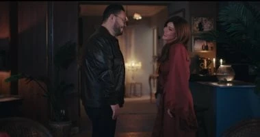 لقاء رومانسي يتحول إلى مشادة بين جومانا مراد وأحمد رزق في مسلسل اللون الأزرق