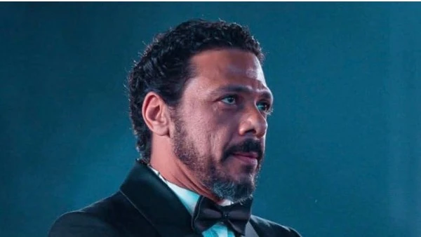 نجم دينا أبوالسعود تشيد بـ دور حمزة العلي في حكاية نرجس