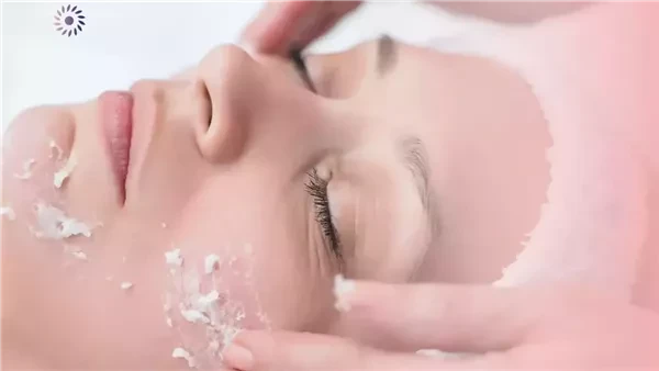 تحذيرات مهمة للحامل من جلسات البشرة ومنتجات الكلور ومواد تنظيف الحمامات