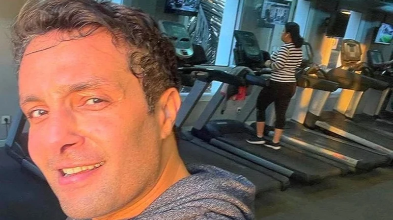 بعد وائل عبد العزيز يوضح حقيقة الحكم عليه في قضية سب وقذف