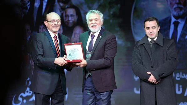 ملتقى نجوم العصر الذهبي. محمد صبحي يكرم رموز الابداع في الزمن الجميل