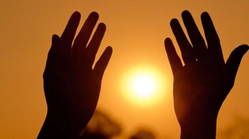 في ليلة القدر. هل يحرّم على المرء الدعاء لأمور دنيوية