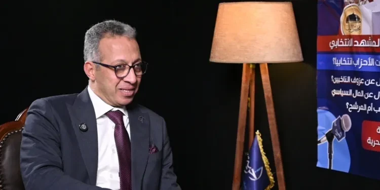 بحضور الرئيس السيسي. طارق العوضي يشارك في حفل إفطار الأسرة المصرية