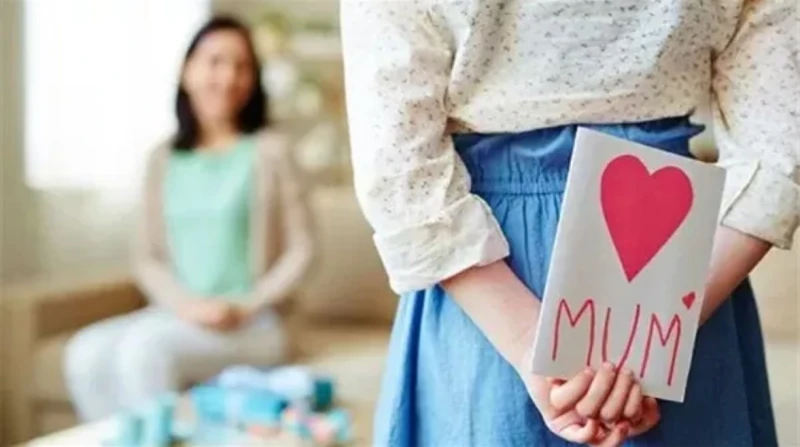 لو ماشترتش هدايا في عيد الأم. 5 أفكار "من غير فلوس” تجبر بخاطر نبع الحنان