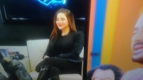 رامز جلال عن يارا السكري: جمالها عامل غارة ويتنور في الضلمة