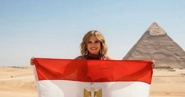 يسرا فى رسالة مؤثرة: إلى كل أهالينا فى الوطن العربى قلوبنا معكم