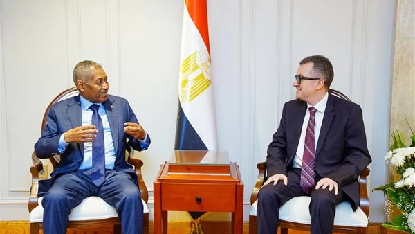 وزير التخطيط يبحث مع السفير السوداني آليات دعم إعادة الإعمار ونقل الخبرات المصرية