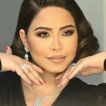 حكم قضائي بسجن شقيق شيرين عبد الوهاب بعد الاعتداء عليها