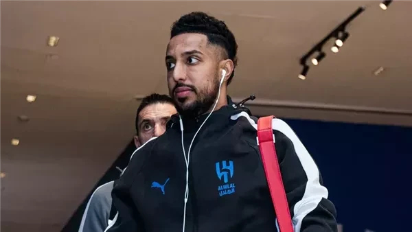 قبل مواجهة مصر وديا.. استبعاد سالم الدوسري من معسكر السعودية بسبب إصابة الركبة
