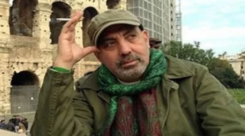 عمرها 37 عاماً. تفاصيل رسالة خطية من خالد الحجر إلى يوسف شاهين