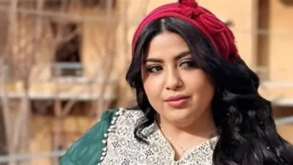 سهل زينب العبد تشيد بأداء صناع فيلم "برشامة"