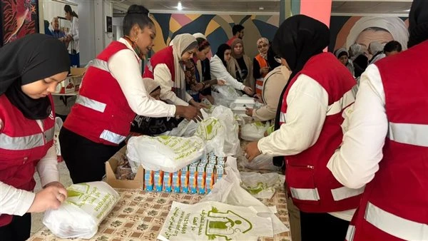 ضمن «هلال الخير».. الهلال الأحمر المصري يقدّم وجبات إفطار وسحور لنزلاء دار الهنا