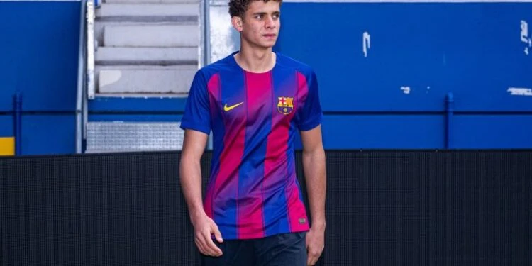 بعد دوخة الأوراق. “الفرعون الصغير” جاهز يلبس قميص البارسا