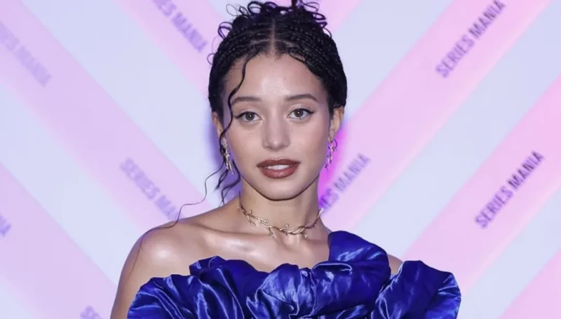 تشايس إنفينيتي تجذب الأضواء بأناقتها الفاخرة من لويس فويتون في فرنسا (صور وفيديو)