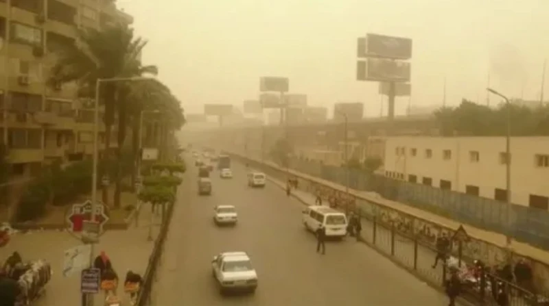 إرشادات ضرورية للتعامل مع العواصف الترابية والرياح الشديدة