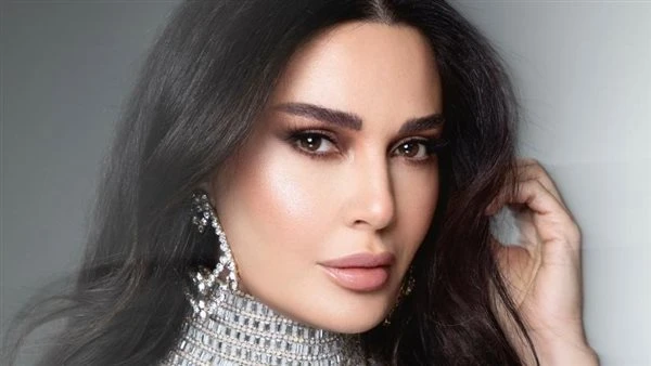 سيرين عبد النور تتألّق بإطلالة مثالية لعيد الفطر