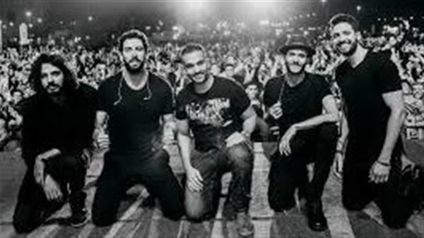 نفاذ تذاكر حفل كايروكي في برلين. والفرقة تفاجئ الجمهور بحفل جديد