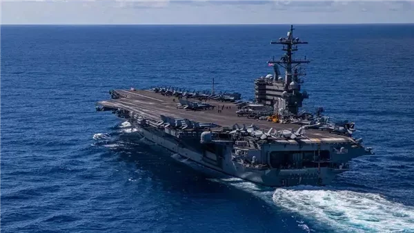حاملة الطائرات الأمريكية يو إس إس جورج بوش تتجه للشرق الأوسط