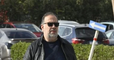 تشييع جنازة المخرج أحمد عاطف درة بحضور المقربين..صور