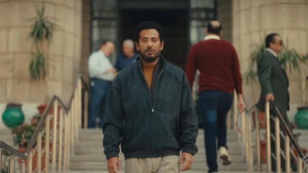 بلاغ كيدي يعيد عمرو سعد إلى السجن في إفراج