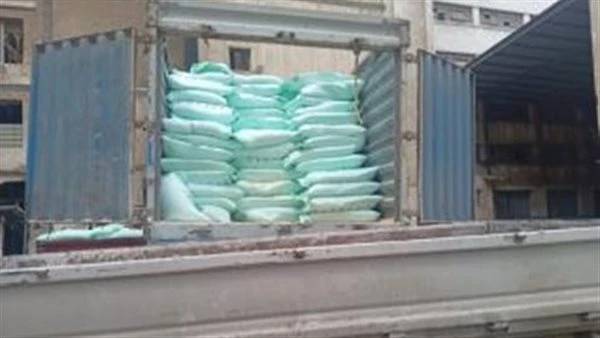 الأمن يحبط محاولة تهريب 20 طن دقيق مدعم بالقاهرة ويضبط تشكيلا عصابيا