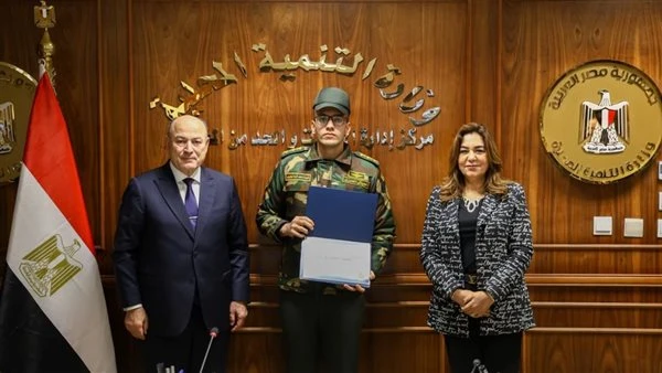 وزيرة التنمية المحلية والبيئة ومستشار الرئيس يتابعان ملفات تقنين أراضي الدولة مع المحافظين