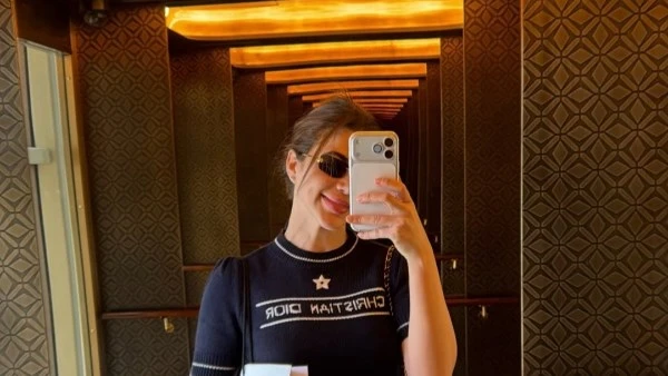 بالكاجوال. يارا السكري تخطف الأنظار عبر إنستجرام