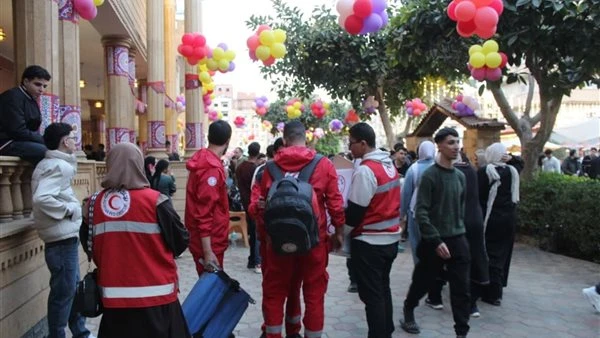 الهلال الأحمر يشارك في تأمين احتفالات العيد بالتواجد في المساجد والحدائق العامة