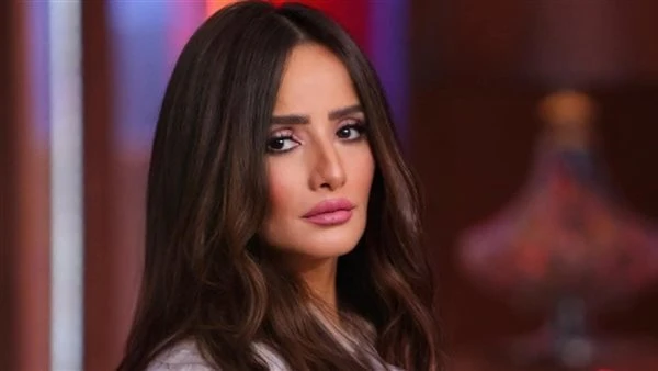 وفاة عمة زينة بعد أقل من شهر من وفاة شقيق الفنانة