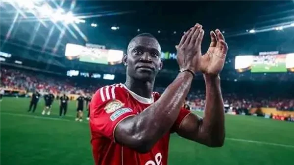 وكيل أليو ديانج: مفاوضات فالنسيا ما زالت مستمرة والصحافة الإسبانية غير دقيقة