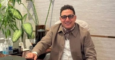 بدور عليكى.. رضا البحراوى يبكى فى أولى حفلاته بعد العودة من الاعتزال