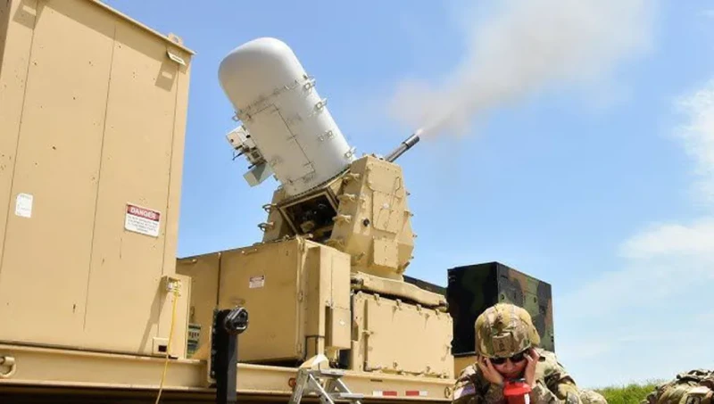 نظام دفاعي يعمل في الثواني الأخيرة لمواجهة المسيّرات