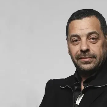 طارق العريان يرد على انتقادات «السلم والثعبان»: مفيهوش أي حاجة خارجة