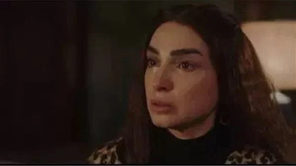 مسلسل روجينا تلعب على محمود قابيل وبسنت أبو باشا معلقة بحبل فى سقف غرفتها